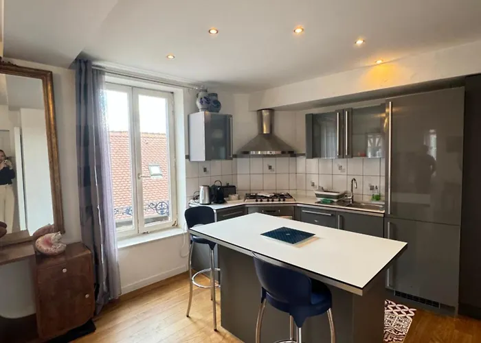 De Standing Hypercentre Апартаменты *